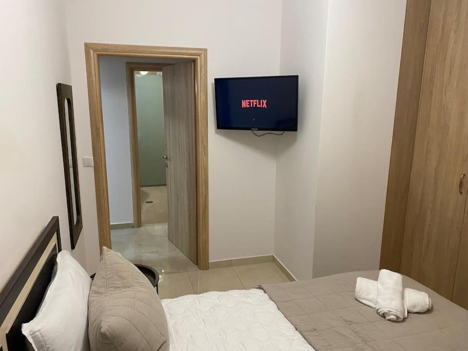 Olive Inn City Драма Екстериор снимка