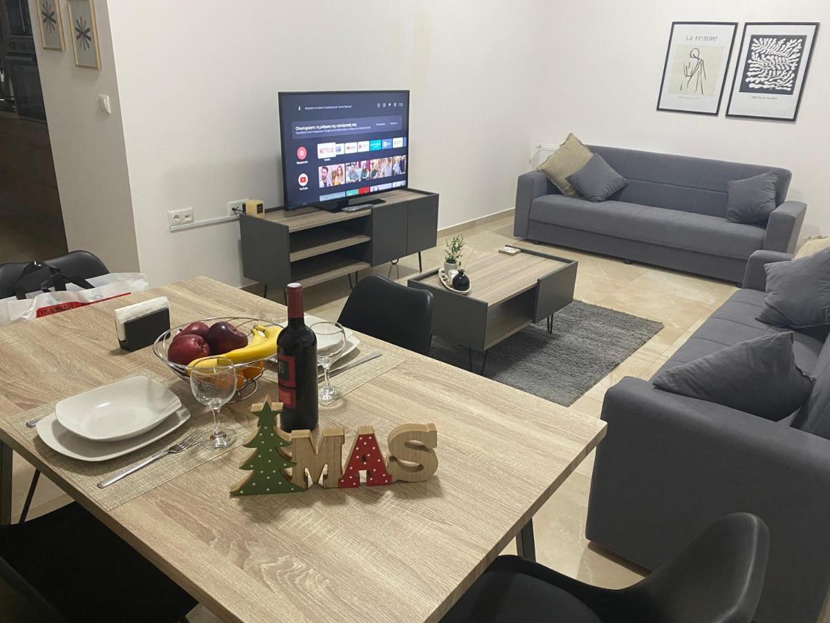 Olive Inn City Драма Екстериор снимка